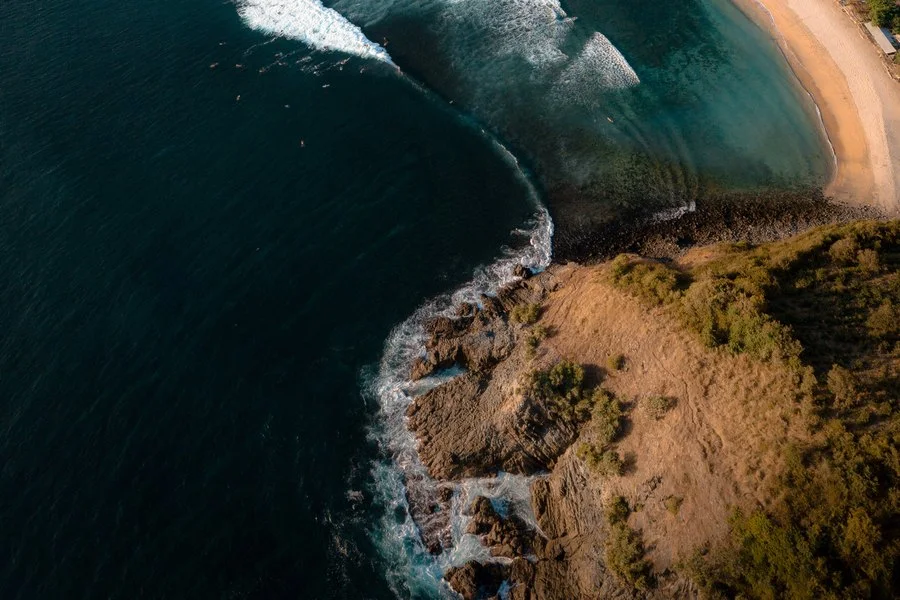 Garis pantai Mandalika